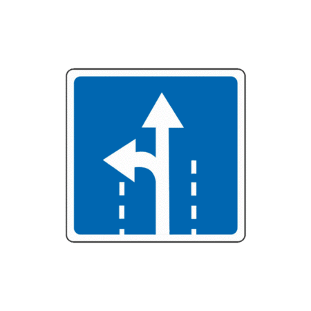Направление движения на перекрестке прямое и налево